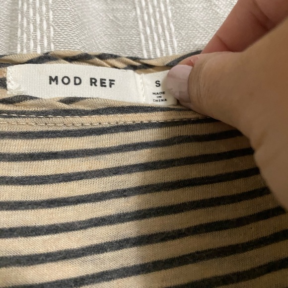 Mod Ref top-size small - Picture 2 of 3